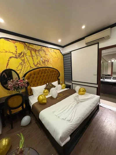 Phòng Superior giường đôi — Royal Lotus Villa HN